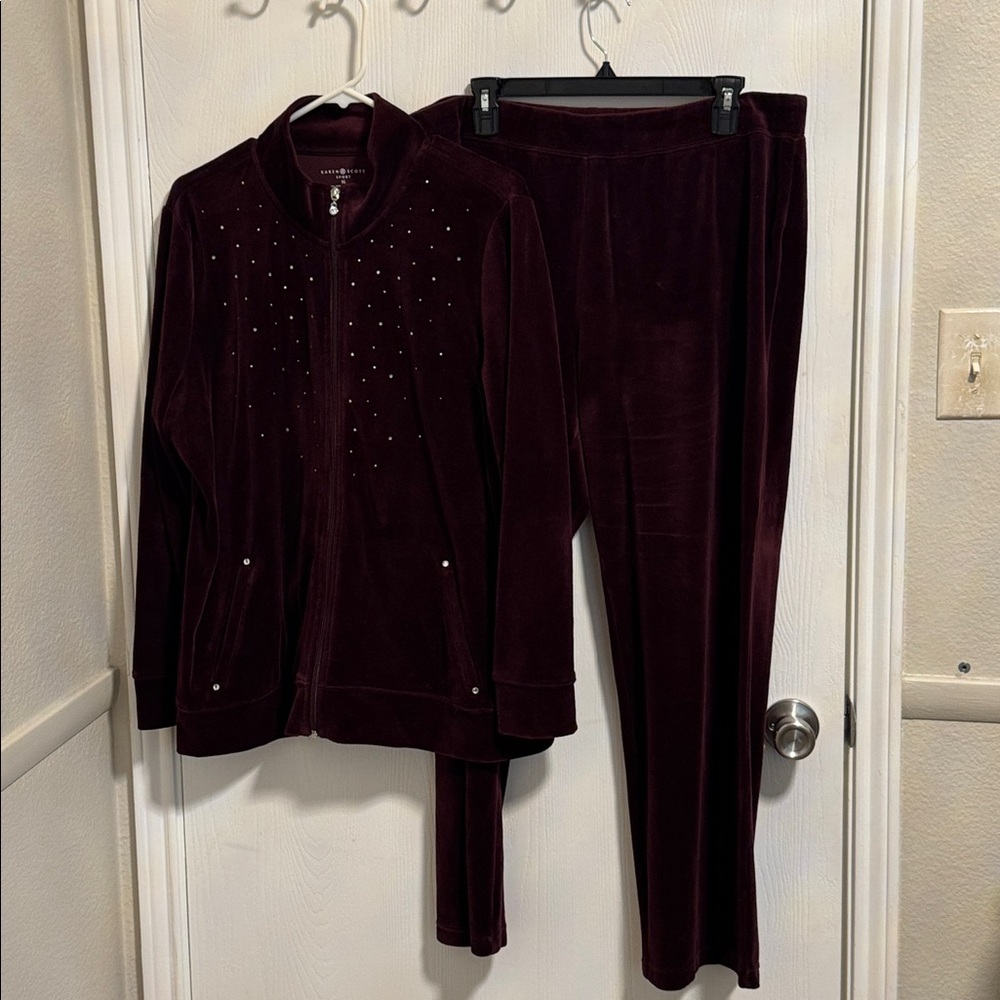 Karen Scott Women's XL 2 Piece Set Velour Rhinestone Full Zip‎ Jacket & Pants